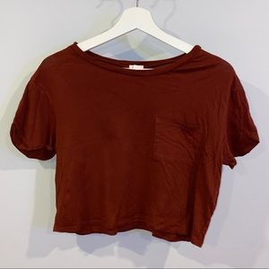garage maroon cropped t-shirt with pocket